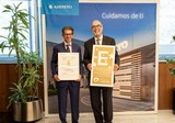 <div class=lightGallery-captions><p>Noticia: Asepeyo recibe el Sello EFQM 600</p><p>Asepeyo ha obtenido el Sello EFQM 600, un reconocimiento internacional que certifica que la entidad trabaja con un modelo de negocio basado en la excelencia, la innovación y la sostenibilidad, preocupado por potenciar el talento y por mejorar la comunicación con sus grupos de interés, entre otros aspectos.</p><h4>Material cedido por 151 - ASEPEYO</h4><span>2024</span></div>